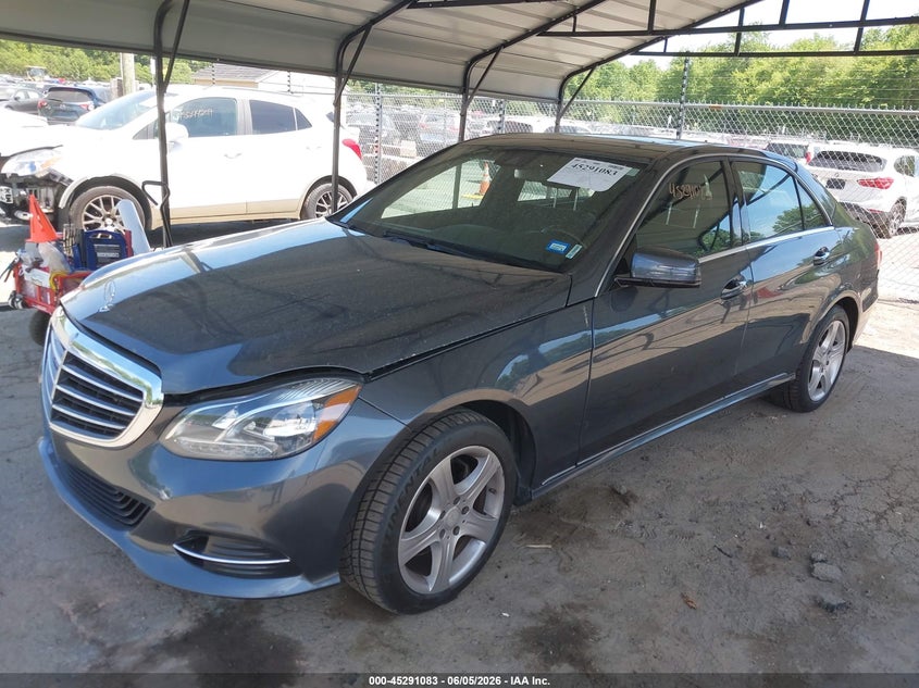 2014 Mercedes-benz E-klasse VIN WDDHF8JB5EA977917 IAAI salvage auction — RIGHT REAR, Salvage Title, sold $2,900 on 2026-07-09 (photo 2)