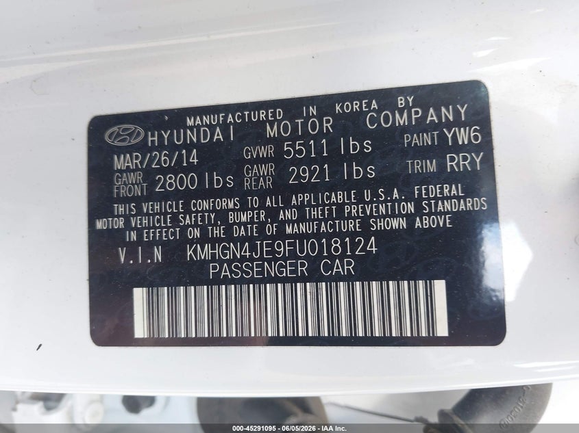 2015 Hyundai Genesis VIN KMHGN4JE9FU018124 IAAI salvage auction — SIDE, Salvage Title, sold $2,850 on 2026-07-24 (photo 9)