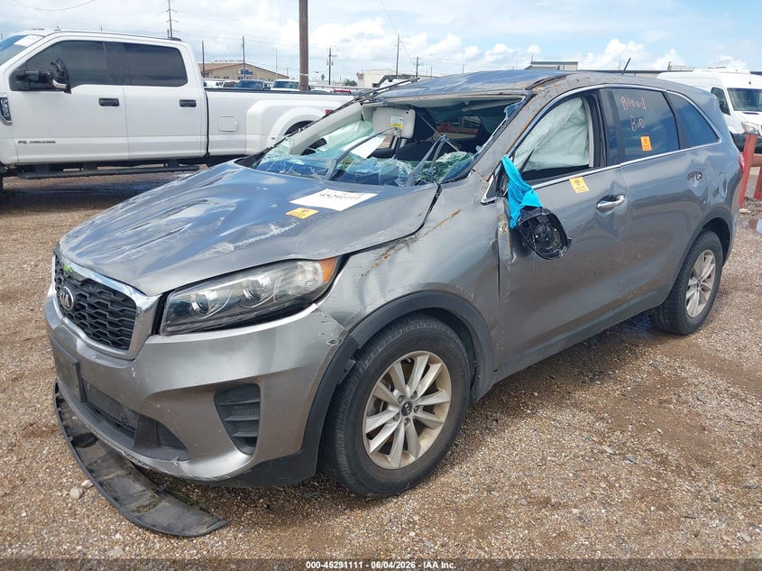 2019 Kia Sorento VIN 5XYPG4A34KG544508 IAAI salvage auction — BIO HAZARD, Salvage Title, sold $1,650 on 2026-07-15 (photo 2)
