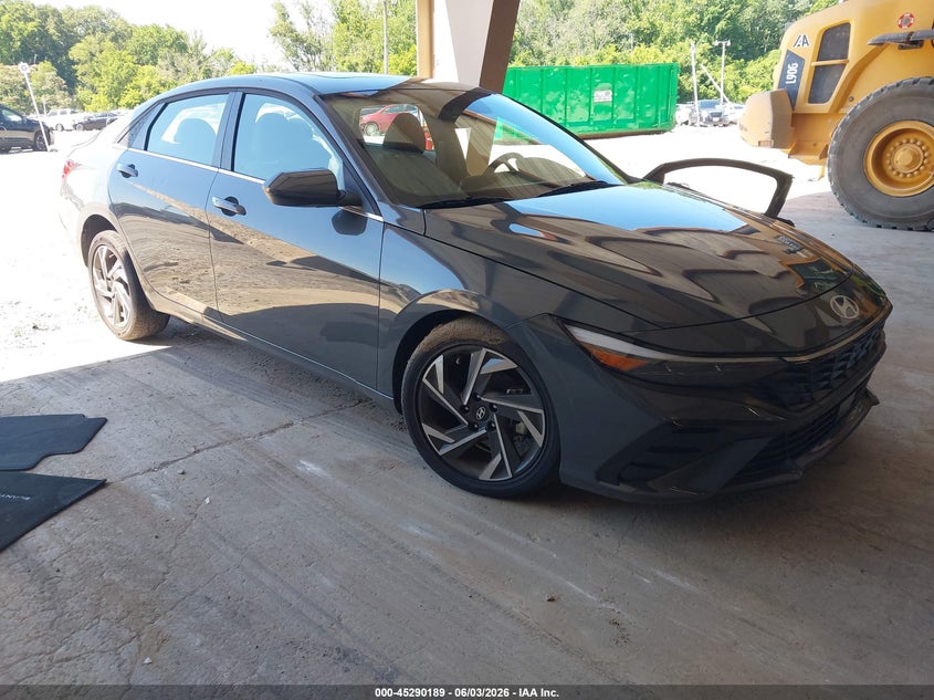 2025 Hyundai Elantra VIN KMHLS4DG4SU003030 IAAI salvage auction — SIDE, Salvage Title, sold $5,500 on 2026-07-29 (photo 1)