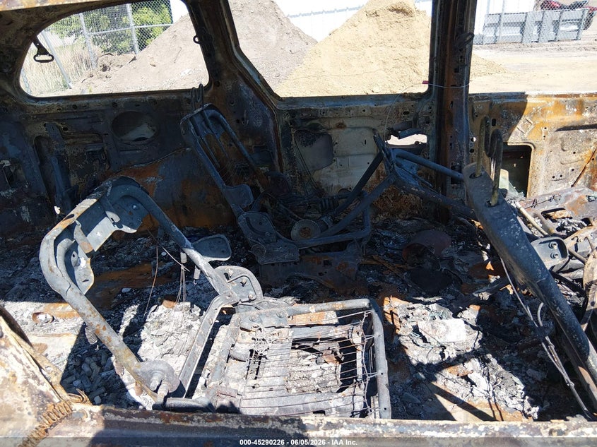 2002 Dodge Grand caravan VIN 1B4GP44352B572286 IAAI salvage auction — UNKNOWN, Salvage (North Dakota), sold $25 on 2026-07-09 (photo 8)