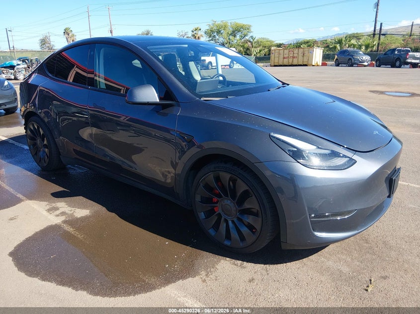 2022 Tesla Model y VIN 7SAYGDEF8NF407739 IAAI salvage auction — REAR END, Salvage Title, sold $3,550 on 2026-07-28 (photo 1)