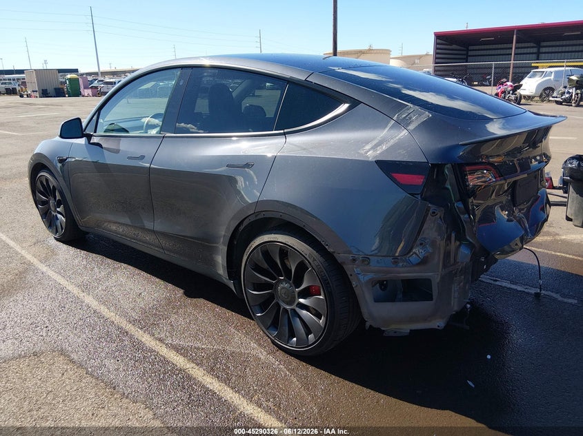 2022 Tesla Model y VIN 7SAYGDEF8NF407739 IAAI salvage auction — REAR END, Salvage Title, sold $3,550 on 2026-07-28 (photo 3)