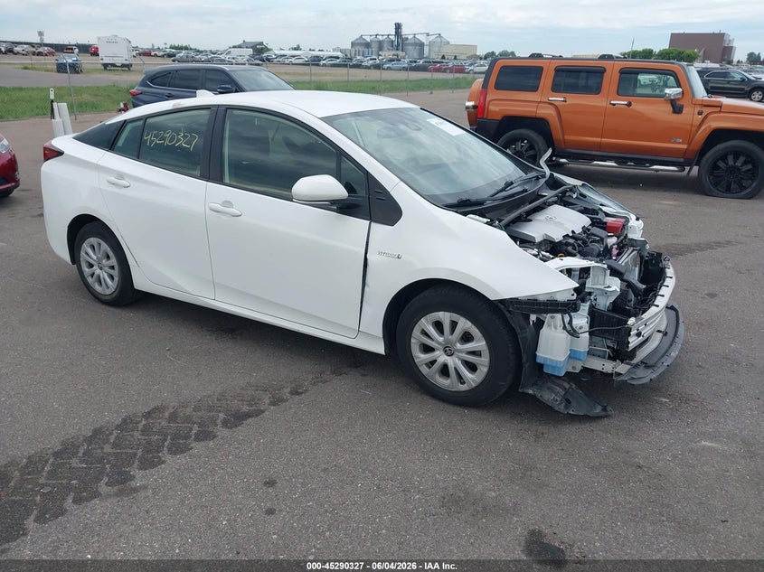2021 Toyota Prius VIN JTDKAMFU6M3145670 IAAI salvage auction — FRONT END, Salvage (Minnesota), sold $6,000 on 2026-07-27 (photo 1)