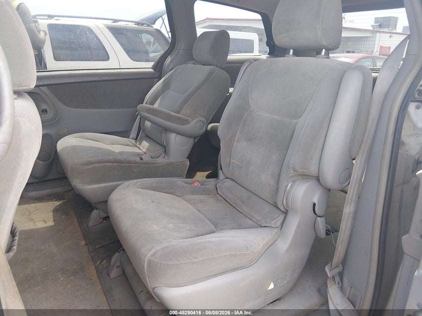 2004 Toyota Sienna VIN 5TDZA23CX4S033337 IAAI salvage auction — NORMAL WEAR, Clear (Arizona), sold $350 on 2026-07-24 (photo 8)