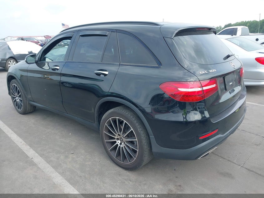 2018 Mercedes-benz Glc VIN WDC0G4JB7JV057894 IAAI salvage auction — RIGHT FRONT, Salvage Title, sold $4,950 on 2026-07-29 (photo 3)