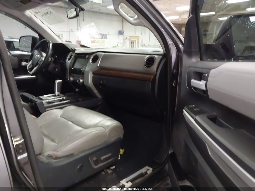 2017 Toyota Tundra VIN 5TFBW5F19HX635869 IAAI salvage auction — UNDERCARRIAGE, Salvage (Maine), sold $9,100 on 2026-08-22 (photo 5)