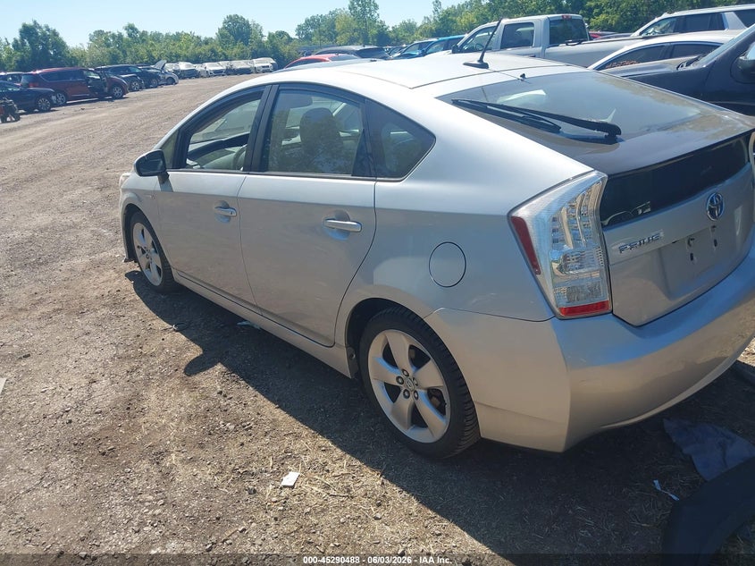 2010 Toyota Prius v VIN JTDKN3DU9A0184350 IAAI salvage auction — FRONT END, Salvage (Ohio), sold $1,550 on 2026-07-07 (photo 3)