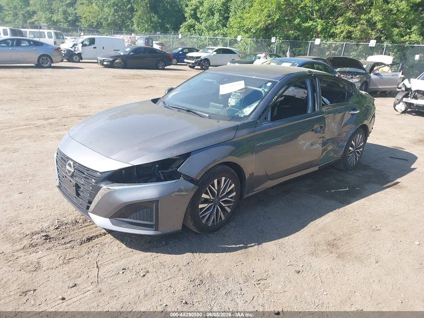 2025 Nissan Altima VIN 1N4BL4DVXSN381106 IAAI salvage auction — LEFT SIDE, Salvage Title, sold $7,000 on 2026-08-22 (photo 2)
