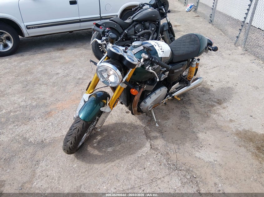2019 Triumph motorcycle Thruxton VIN SMTD21HF0KT913838 IAAI salvage auction — SIDE, Clear (Oklahoma), sold $2,350 on 2026-07-28 (photo 2)