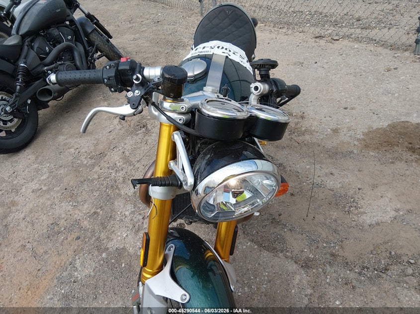 2019 Triumph motorcycle Thruxton VIN SMTD21HF0KT913838 IAAI salvage auction — SIDE, Clear (Oklahoma), sold $2,350 on 2026-07-28 (photo 5)