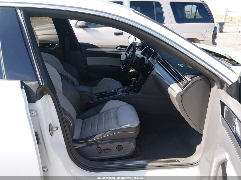 2019 Volkswagen Arteon VIN WVWTR7AN4KE000627 IAAI salvage auction — FRONT END, Salvage Title, sold $4,000 on 2026-07-31 (photo 5)