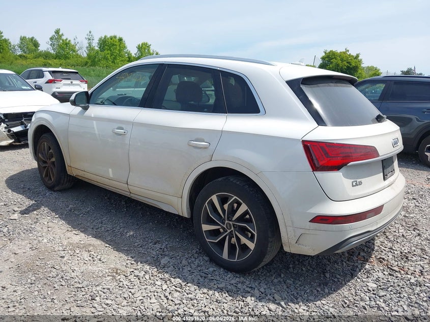 2021 Audi Q5 VIN WA1AAAFY6M2081160 IAAI salvage auction — FRONT END, Salvage Title, sold $8,700 on 2026-07-30 (photo 3)