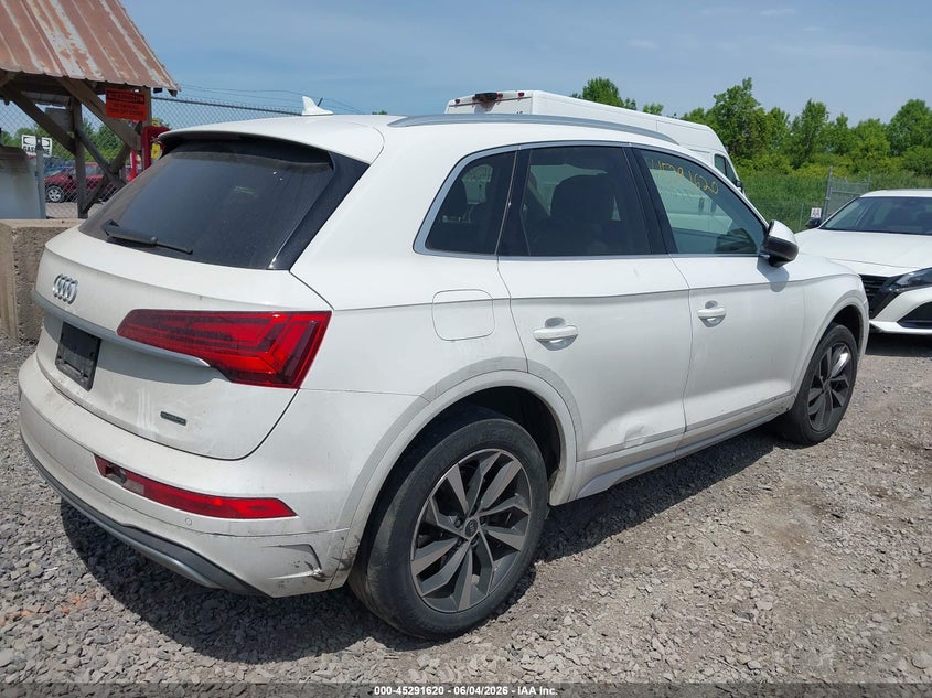 2021 Audi Q5 VIN WA1AAAFY6M2081160 IAAI salvage auction — FRONT END, Salvage Title, sold $8,700 on 2026-07-30 (photo 4)