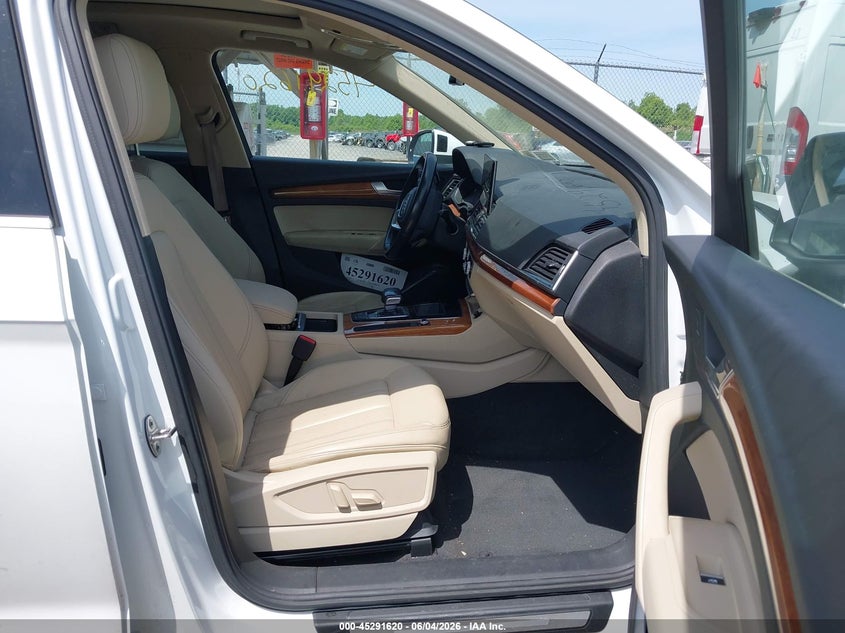 2021 Audi Q5 VIN WA1AAAFY6M2081160 IAAI salvage auction — FRONT END, Salvage Title, sold $8,700 on 2026-07-30 (photo 5)