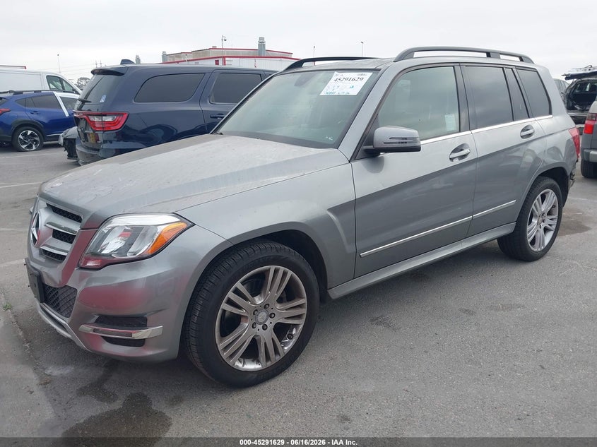 2014 Mercedes-benz Glk-klasse VIN WDCGG5HB1EG253740 IAAI salvage auction — REAR END, Salvage (California), sold $2,300 on 2026-07-23 (photo 2)