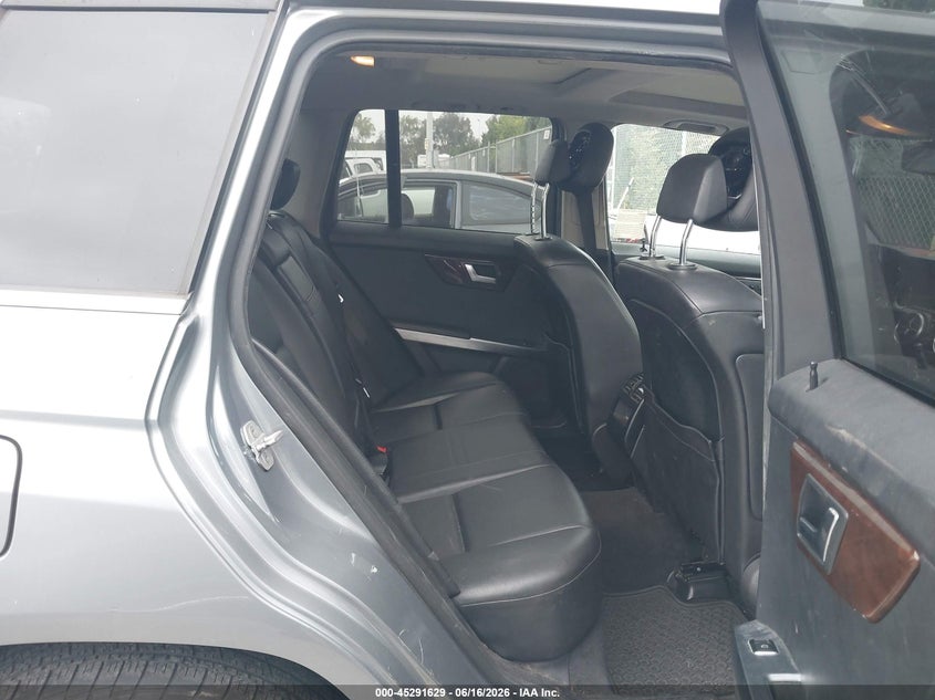 2014 Mercedes-benz Glk-klasse VIN WDCGG5HB1EG253740 IAAI salvage auction — REAR END, Salvage (California), sold $2,300 on 2026-07-23 (photo 8)