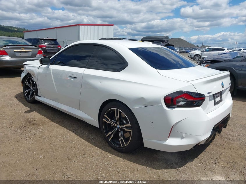 2025 BMW 2er VIN 3MW33CM08S8F66090 IAAI salvage auction — LEFT FRONT, Salvage Title, sold $14,050 on 2026-07-14 (photo 3)