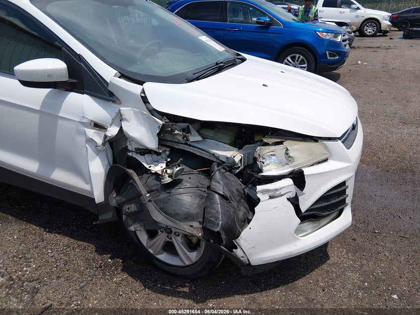 2014 Ford Escape VIN 1FMCU9GX2EUB09466 IAAI salvage auction — RIGHT FRONT, Salvage Title, sold $625 on 2026-07-24 (photo 6)