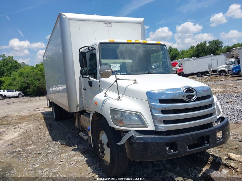 2020 Hino 258/268 VIN 5PVNJ8JVXL5S78701 — IAAI salvage auction photo