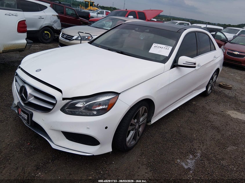 2016 Mercedes-benz E-klasse VIN WDDHF5KB1GB197889 IAAI salvage auction — HAIL, Salvage Title, sold $4,250 on 2026-07-21 (photo 2)