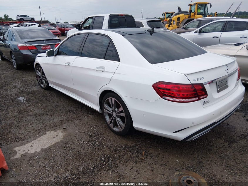 2016 Mercedes-benz E-klasse VIN WDDHF5KB1GB197889 IAAI salvage auction — HAIL, Salvage Title, sold $4,250 on 2026-07-21 (photo 3)