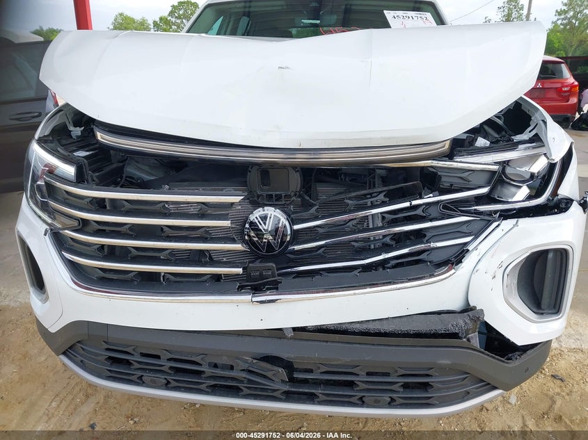 2025 Volkswagen Atlas VIN 1V2JR2CA7SC561435 IAAI salvage auction — FRONT & REAR, Salvage Title, sold $10,200 on 2026-08-01 (photo 6)