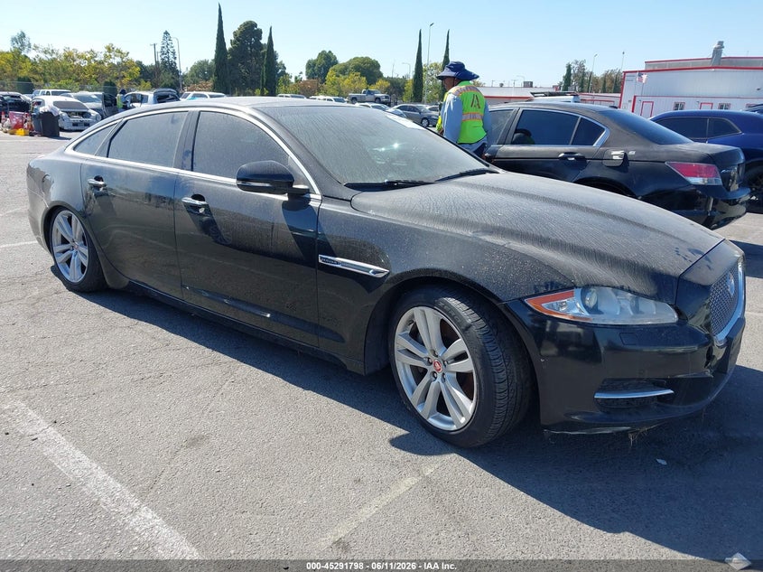 2014 Jaguar Xj VIN SAJWA2GZ6E8V59179 IAAI salvage auction — NORMAL WEAR, Salvage Title, sold $1,100 on 2026-07-23 (photo 1)