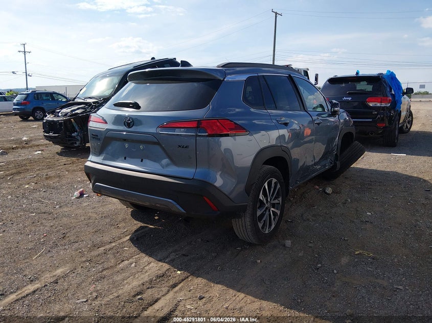 2025 Toyota Corolla cross VIN 7MUEAAAG1SV144165 IAAI salvage auction — RIGHT SIDE, Salvage Title, sold $4,950 on 2026-07-23 (photo 4)
