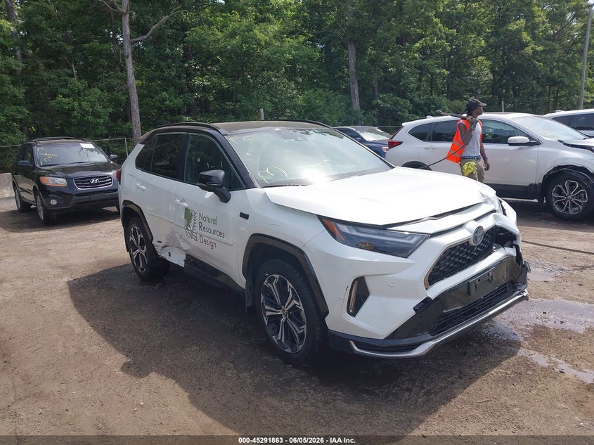 2022 Toyota Rav 4 VIN JTMFB3FV6ND077870 IAAI salvage auction — FRONT END, Salvage - 75% Or Less (Maryland), sold $15,200 on 2026-07-29 (photo 1)