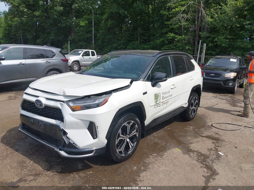 2022 Toyota Rav 4 VIN JTMFB3FV6ND077870 IAAI salvage auction — FRONT END, Salvage - 75% Or Less (Maryland), sold $15,200 on 2026-07-29 (photo 2)