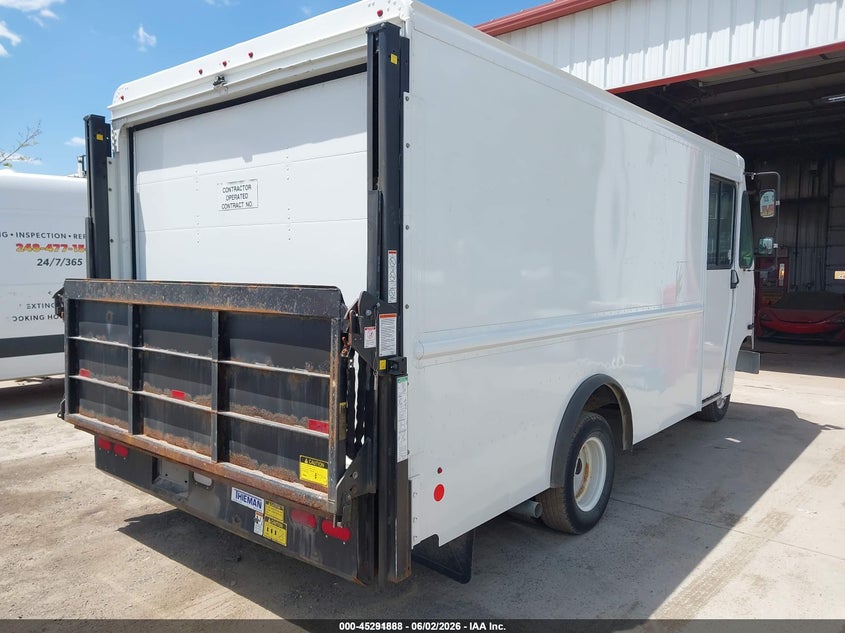 2018 Ford E-350 VIN 1FC3E3K66JDC36745 IAAI salvage auction — NORMAL WEAR, Sf97 (Michigan), sold $19,750 on 2026-07-14 (photo 4)
