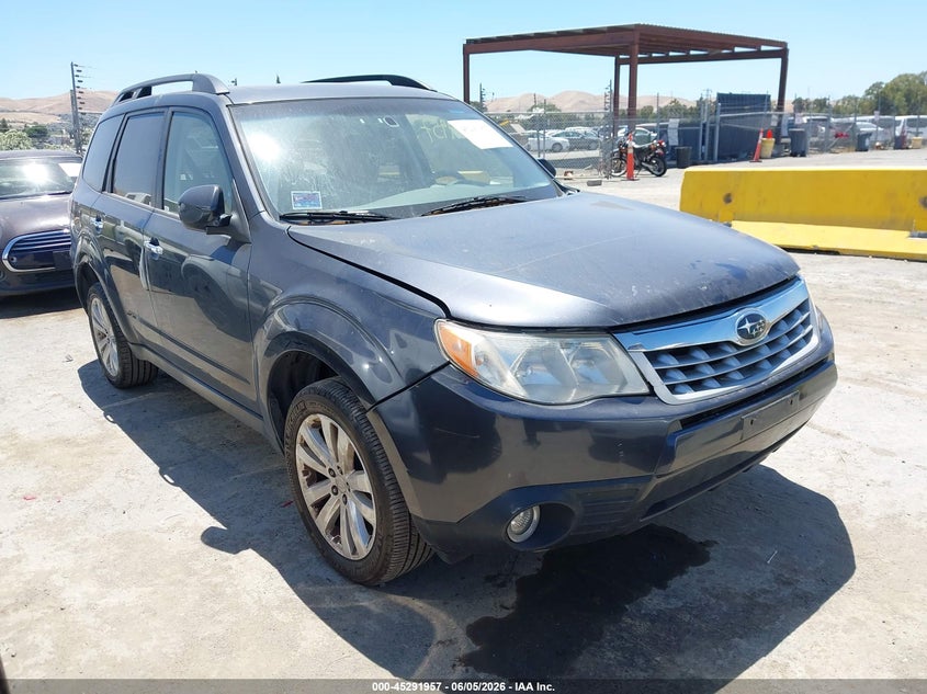 2012 Subaru Forester VIN JF2SHBEC2CH460137 IAAI salvage auction — NORMAL WEAR, Clear (Minnesota), sold $400 on 2026-07-09 (photo 1)
