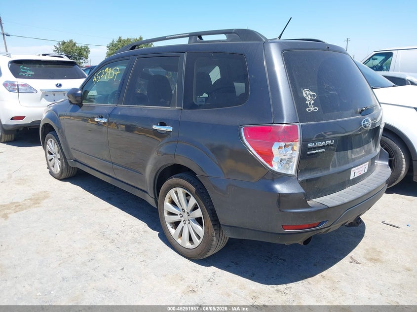 2012 Subaru Forester VIN JF2SHBEC2CH460137 IAAI salvage auction — NORMAL WEAR, Clear (Minnesota), sold $400 on 2026-07-09 (photo 3)