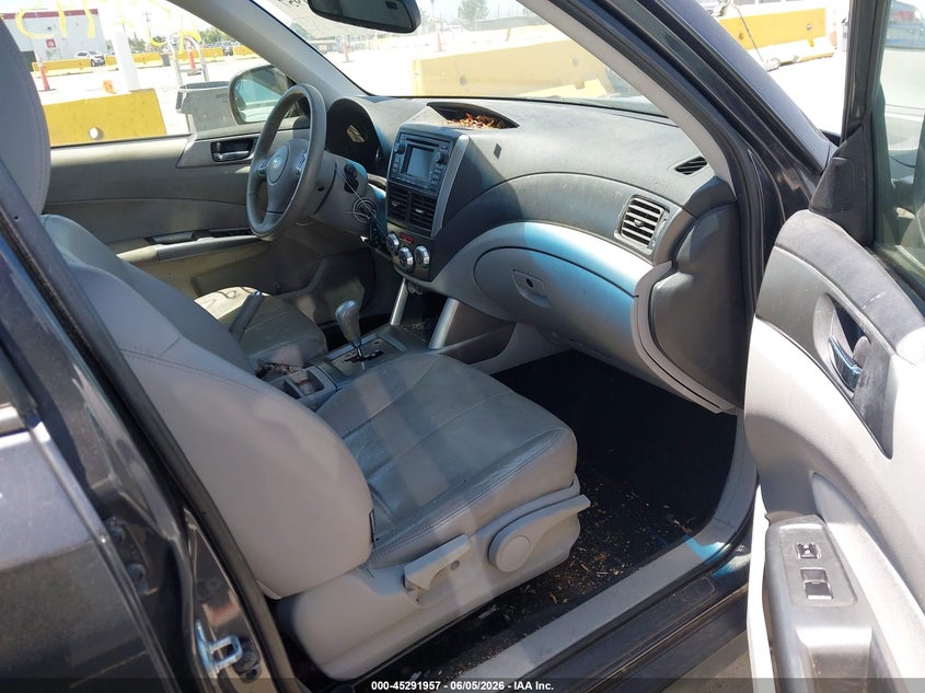 2012 Subaru Forester VIN JF2SHBEC2CH460137 IAAI salvage auction — NORMAL WEAR, Clear (Minnesota), sold $400 on 2026-07-09 (photo 5)