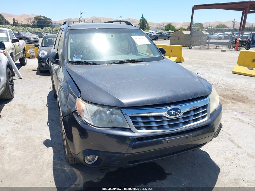 2012 Subaru Forester VIN JF2SHBEC2CH460137 IAAI salvage auction — NORMAL WEAR, Clear (Minnesota), sold $400 on 2026-07-09 (photo 6)