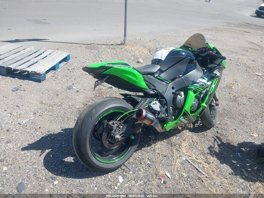 2016 Kawasaki Zx VIN JKAZXCR15GA000543 IAAI salvage auction — ROLLOVER, Salvage Title, sold $2,050 on 2026-07-28 (photo 4)