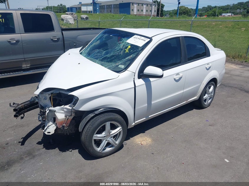 2010 Chevrolet Aveo VIN KL1TD5DE3AB129707 IAAI salvage auction — RIGHT FRONT, Junk (Missouri), sold $175 on 2026-07-07 (photo 2)