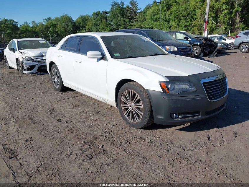 2014 Chrysler 300 VIN 2C3CCARG5EH377182 IAAI salvage auction — REAR END, Salvage Title, sold $400 on 2026-10-13 (photo 1)