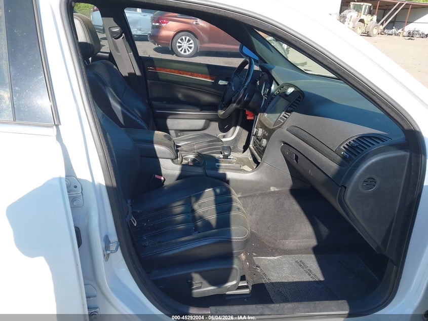 2014 Chrysler 300 VIN 2C3CCARG5EH377182 IAAI salvage auction — REAR END, Salvage Title, sold $400 on 2026-10-13 (photo 5)
