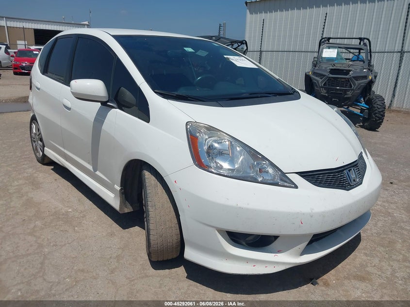 2009 Honda Fit VIN JHMGE88419C001142 IAAI salvage auction — REAR END, Clear (Oklahoma), sold $1,300 on 2026-07-09 (photo 1)