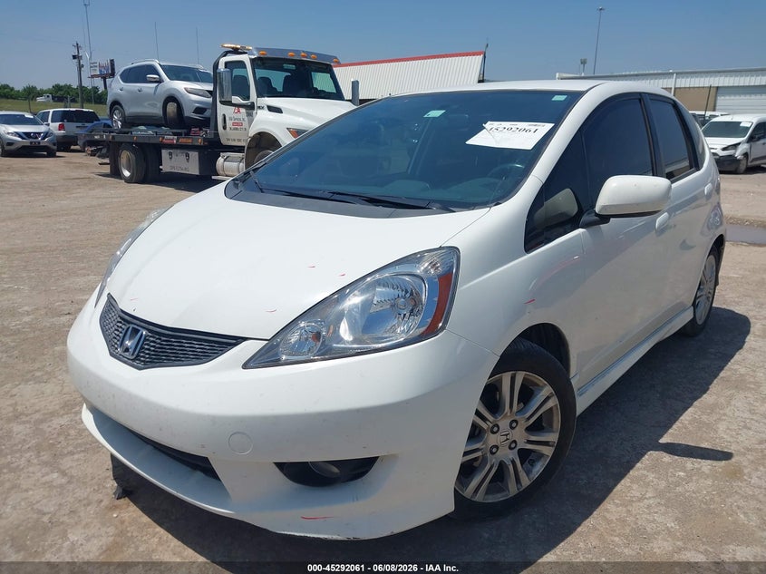 2009 Honda Fit VIN JHMGE88419C001142 IAAI salvage auction — REAR END, Clear (Oklahoma), sold $1,300 on 2026-07-09 (photo 2)