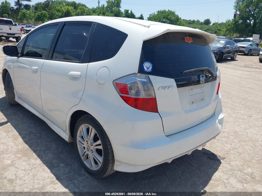 2009 Honda Fit VIN JHMGE88419C001142 IAAI salvage auction — REAR END, Clear (Oklahoma), sold $1,300 on 2026-07-09 (photo 3)
