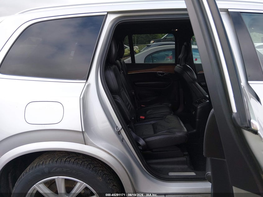 2016 Volvo Xc90 VIN YV4BC0PL1G1093838 IAAI salvage auction — REAR END, Salvage (Ohio), sold $6,500 on 2026-07-29 (photo 8)