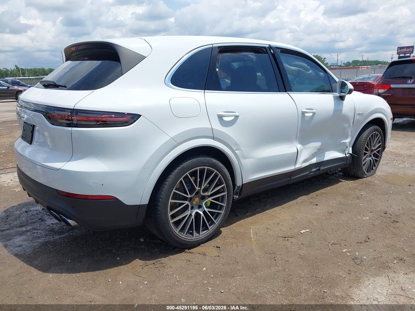 2020 Porsche Cayenne VIN WP1AE2AY8LDA22524 IAAI salvage auction — SIDE, Salvage Title, sold $19,700 on 2026-07-17 (photo 4)