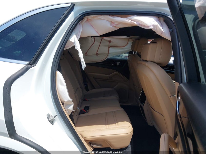 2020 Porsche Cayenne VIN WP1AE2AY8LDA22524 IAAI salvage auction — SIDE, Salvage Title, sold $19,700 on 2026-07-17 (photo 8)