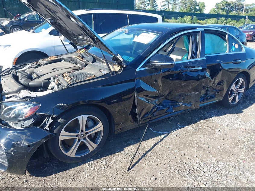 2020 Mercedes-benz E-klasse VIN WDDZF8EB9LA737183 IAAI salvage auction — FRONT & REAR, Wait Title, sold $10,525 on 2026-08-11 (photo 6)
