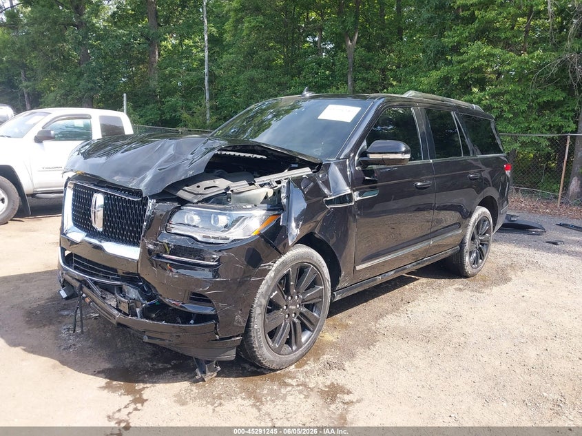 2024 Lincoln Navigator VIN 5LMJJ2LG6REL11009 IAAI salvage auction — FRONT END, Salvage Title, sold $14,150 on 2026-07-29 (photo 2)