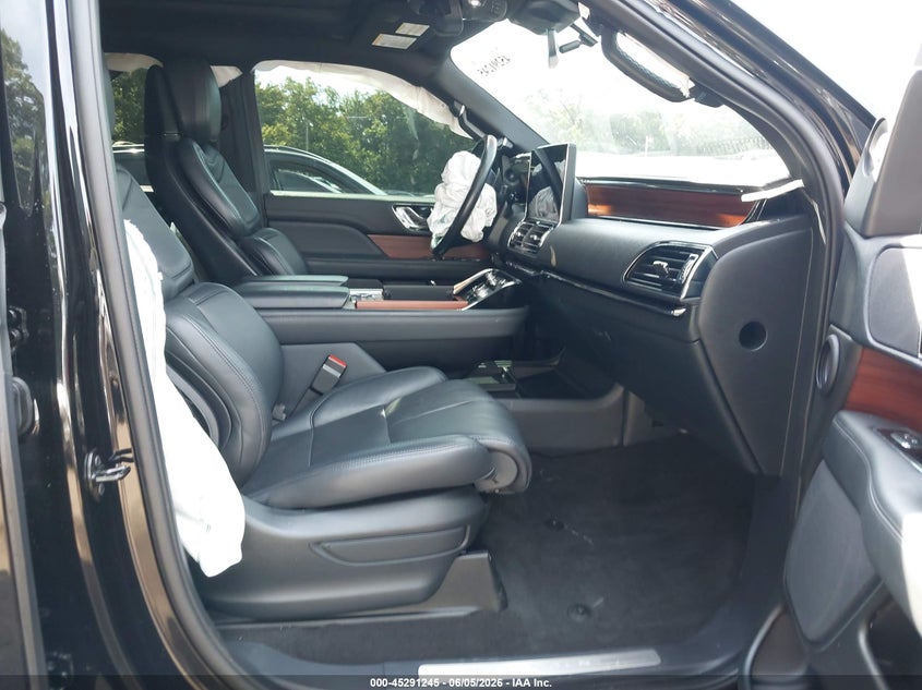 2024 Lincoln Navigator VIN 5LMJJ2LG6REL11009 IAAI salvage auction — FRONT END, Salvage Title, sold $14,150 on 2026-07-29 (photo 5)