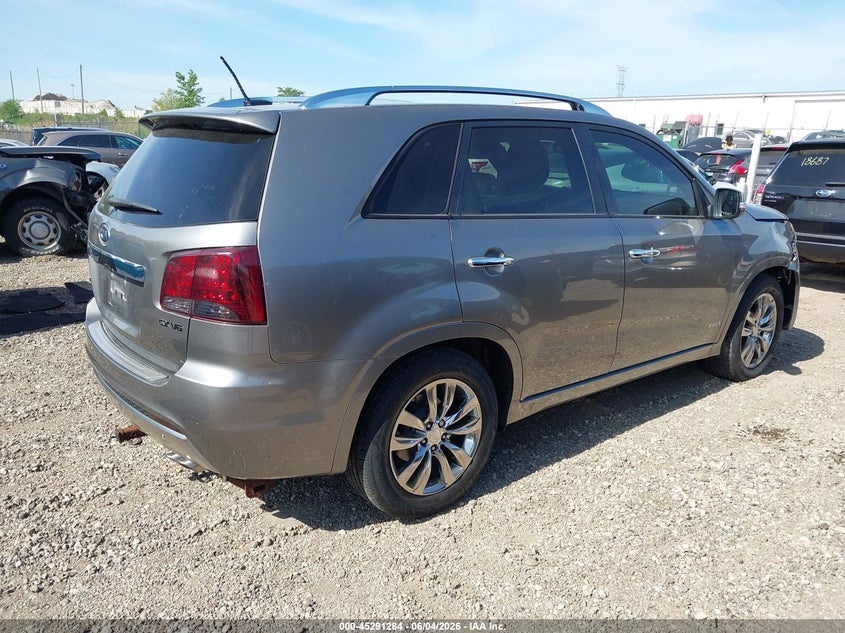 2012 Kia Sorento VIN 5XYKWDA20CG285358 IAAI salvage auction — RIGHT FRONT, Salvage Title, sold $1,850 on 2026-07-29 (photo 4)